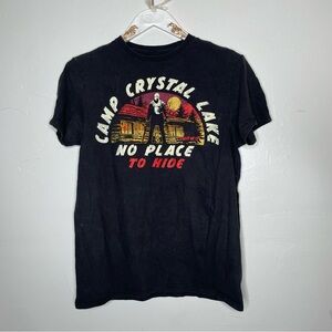 FRIDAY THE 13TH JASON VORHEES CAMP CRYSTAL LAKE T SHIRT SZ M